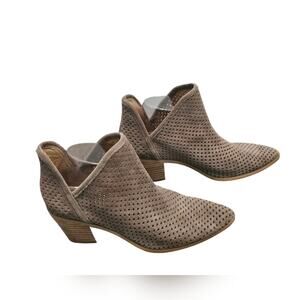 Lucky brand Tan Perforated Suede Ankle Booties Women's Size‎ 8.5